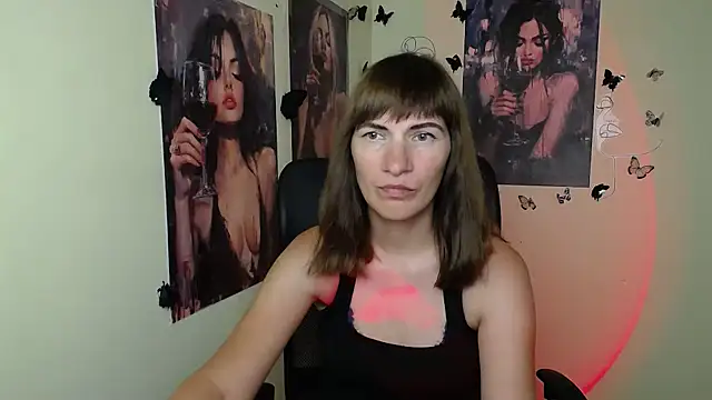 Rosalinda_ro Adlı Modelin Canlı Sohbet Odası