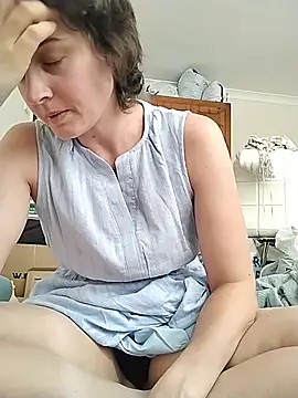 Amy01112 Cameră chat live