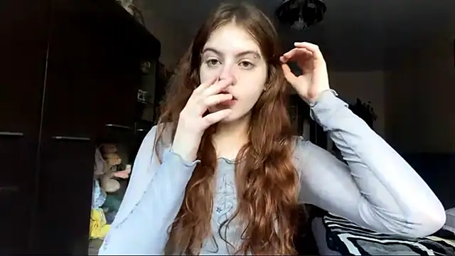 חדר צ'אט בשידור חי של BuzzingRaid