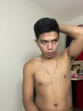 חדר צ'אט בשידור חי של Hunky_paul