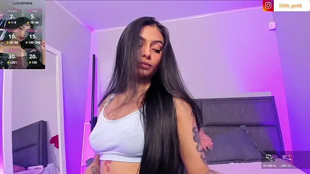Phòng Chat Trực Tiếp lilith_petit_