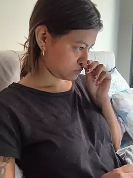 RachelWeisz_ Cameră chat live