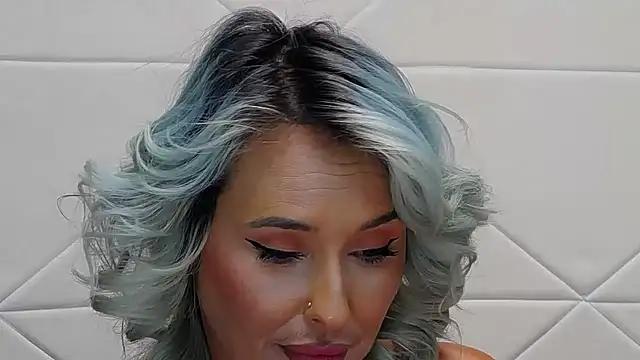 IssaSmith Cameră chat live