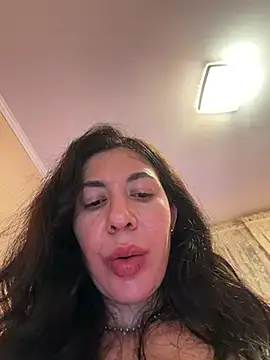 InnocentDevil_ Live Chatraum