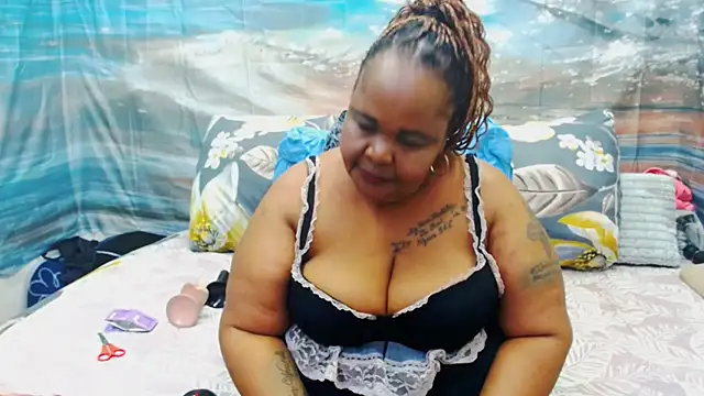 Онлайн чат MatureMilfxxx