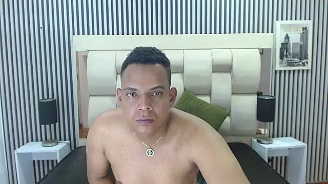 Papi_95: δωμάτιο απευθείας συνομιλίας