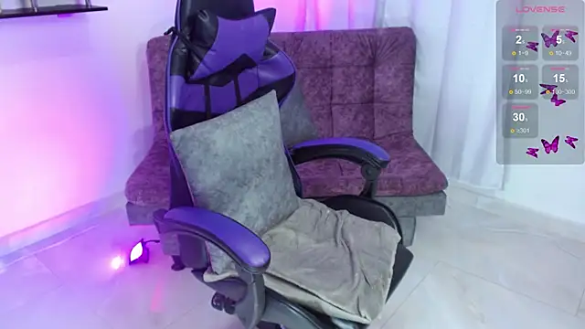 ห้องแชทสดของ Emmi_Cam