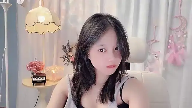 Phòng Chat Trực Tiếp Yanys521