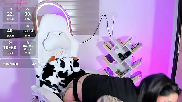 AgathaBlair's Live Chat Room
