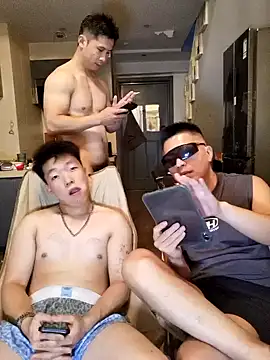 day-18n Live chat-huone