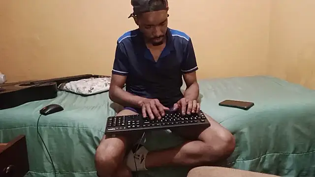 Setor_black Adlı Modelin Canlı Sohbet Odası