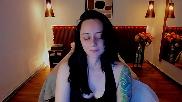 Živá chatovací místnost KatherineBond