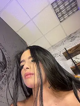 BustyAngelXXX – live chatrum