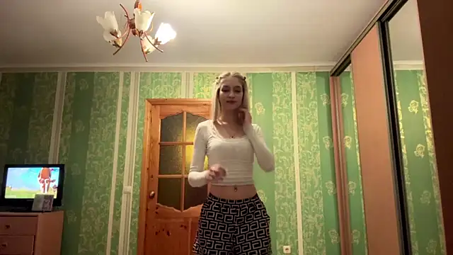 Živá chatovací místnost ChanelGlow