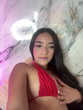 Dulce_blom Adlı Modelin Canlı Sohbet Odası