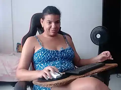 Adriana_0312 live-chat rom