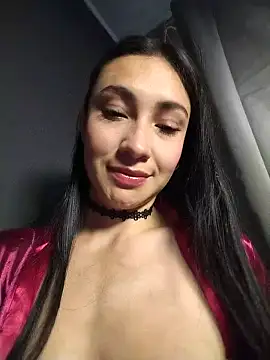 Ivonny911n Live chat-huone