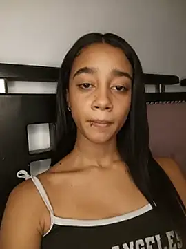 Sala de chat ao vivo de Zoe_Sweett18
