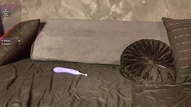 Sala de chat en directo de Kira_Vex