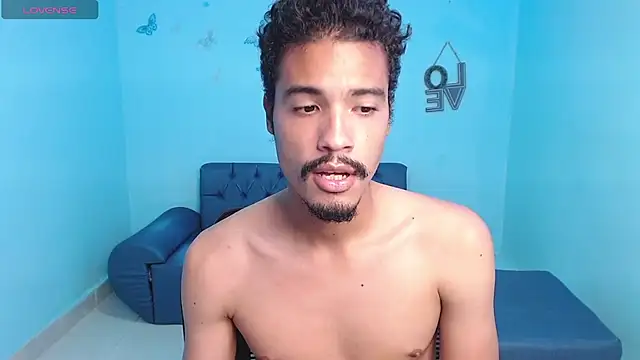 wolf_vip_ – Naživo chatovacia miestnosť