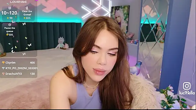 MimiForce Live chatroom