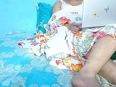 ห้องแชทสดของ Adhiti_1