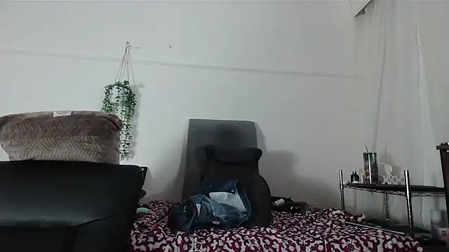 VANESSADDDn Live chat-huone