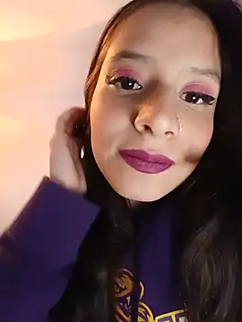 Živá chatovací místnost Misha_Lover