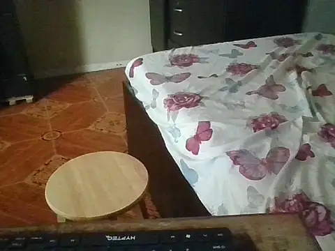 fixylady Adlı Modelin Canlı Sohbet Odası