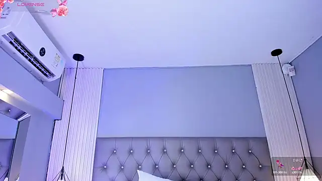 VioletthaRousn Live chat-huone