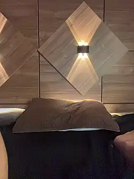 Lara_petit Cameră chat live