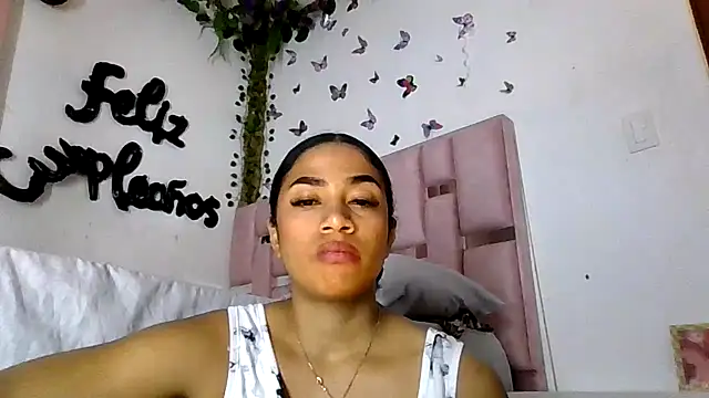 abby_moss_2's Live Chat Room