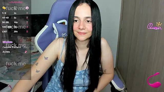 lucia_s1's Live Chat Room