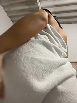 lina_seduce Adlı Modelin Canlı Sohbet Odası