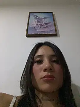 Miah_Carter Adlı Modelin Canlı Sohbet Odası