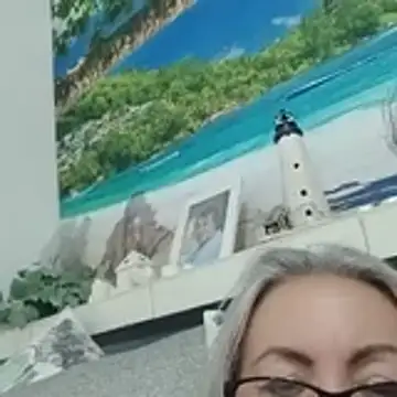 חדר צ'אט בשידור חי של EvaRobinson