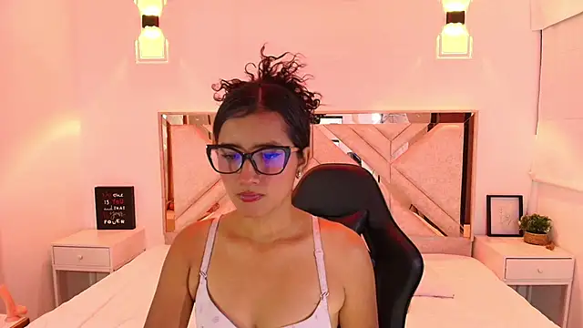 daianaa_: δωμάτιο απευθείας συνομιλίας