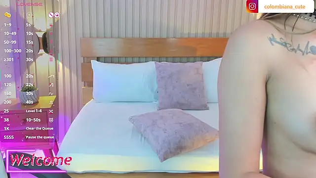 غرفة دردشة soffia_modre_ المباشرة