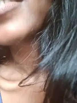 חדר צ'אט בשידור חי של goodness_Tanvi