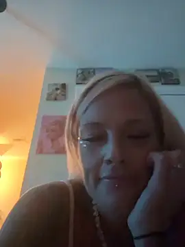 Živá chatovací místnost tattoobarbiexox