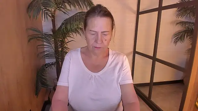 LindaPassionate live-chat rom