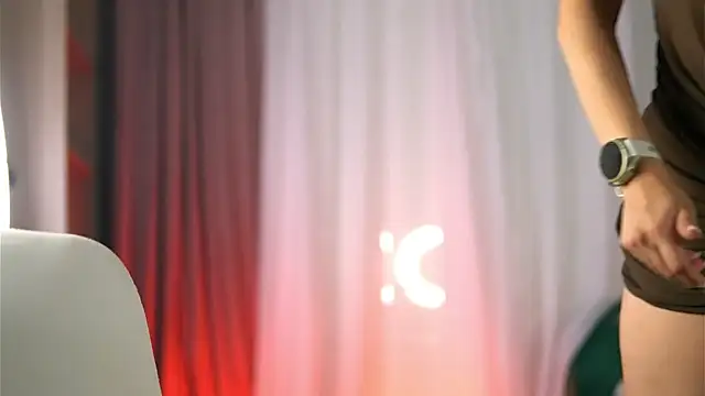 KellyMathews – Naživo chatovacia miestnosť