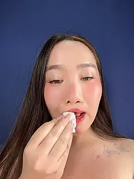 غرفة دردشة Asianpie_ المباشرة