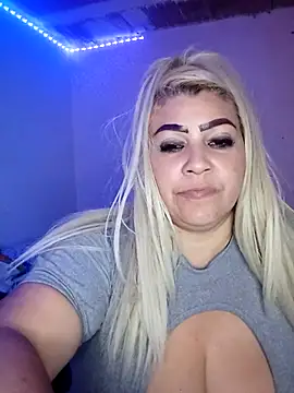 Živá chatovací místnost BonniAdams