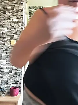 Sala de chat ao vivo de KICIA10