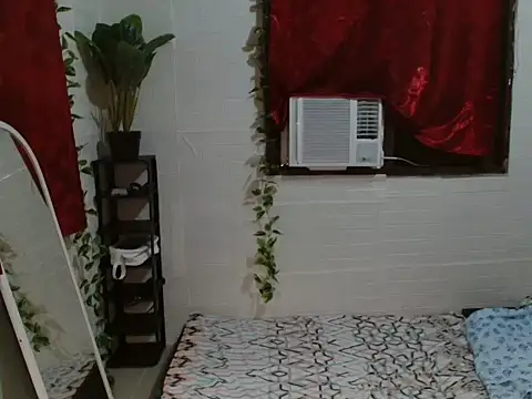 Haileyfordxxx Adlı Modelin Canlı Sohbet Odası