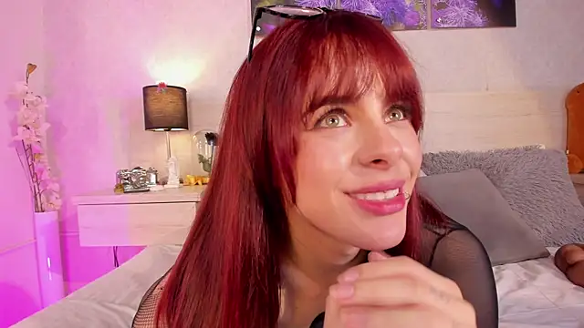 SamanthaaWoods Adlı Modelin Canlı Sohbet Odası