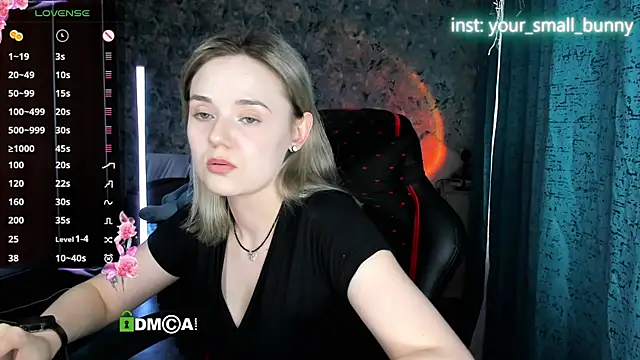 Živá chatovací místnost Your_small_bunny