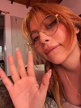 Živá chatovací místnost YunoRose_