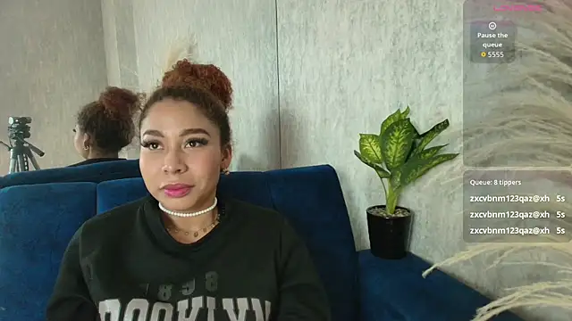 Živá chatovací místnost DannaGlow_